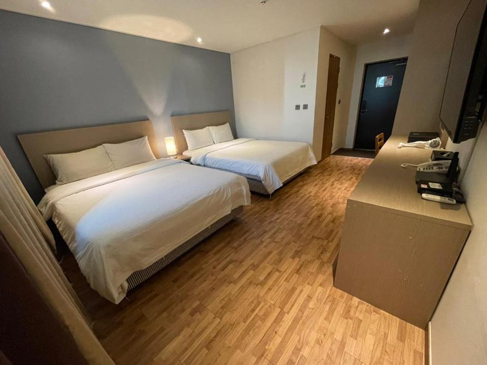 Sea Moon Tourist Hotel Incshon Kültér fotó