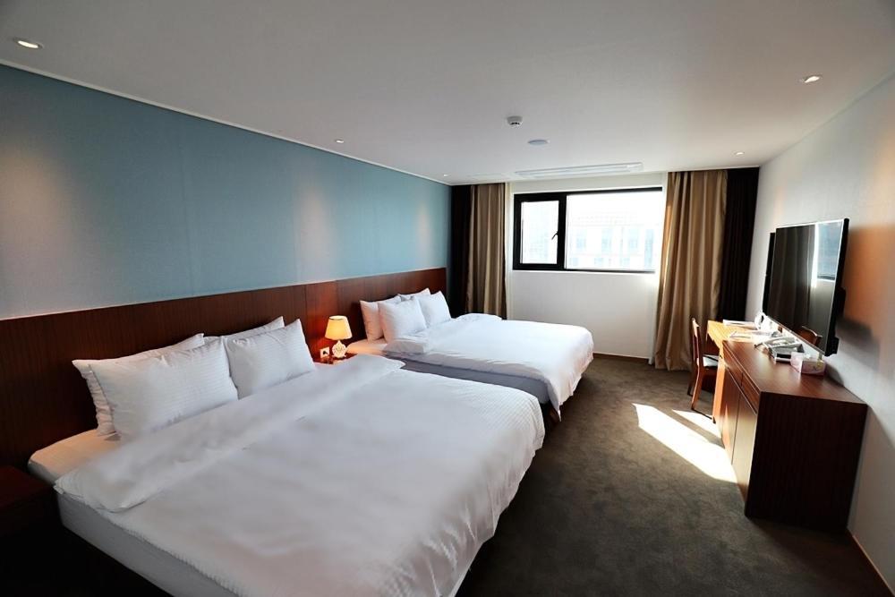 Sea Moon Tourist Hotel Incshon Kültér fotó