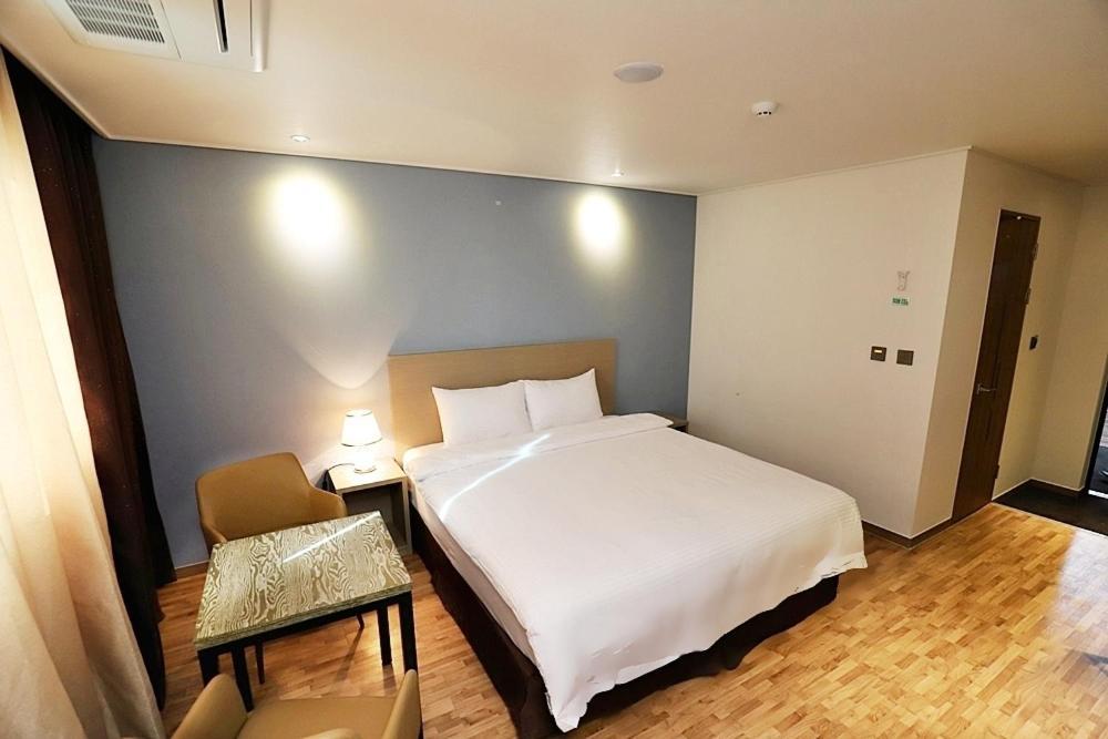 Sea Moon Tourist Hotel Incshon Kültér fotó