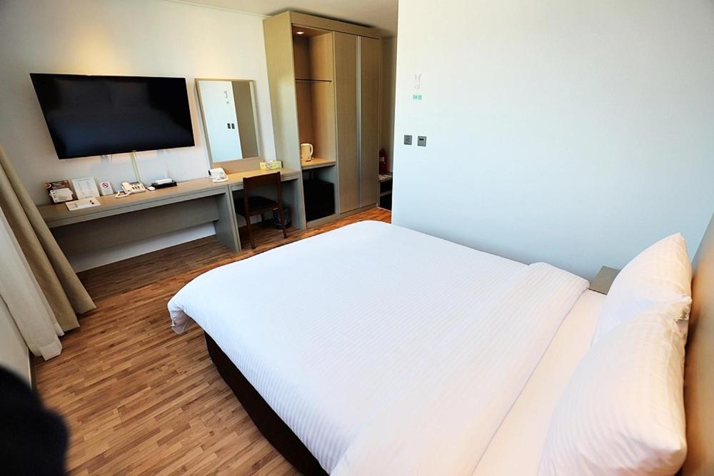 Sea Moon Tourist Hotel Incshon Kültér fotó