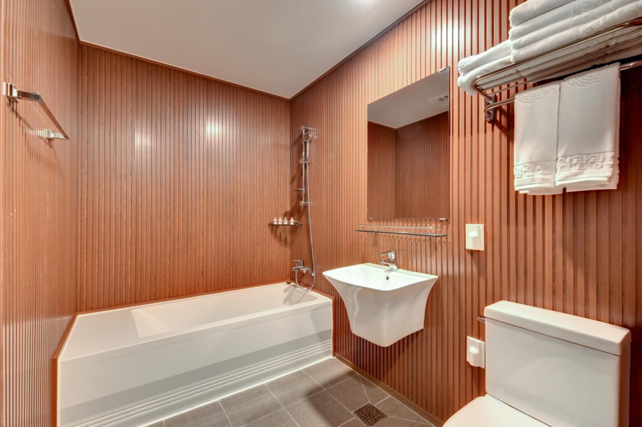 Sea Moon Tourist Hotel Incshon Kültér fotó