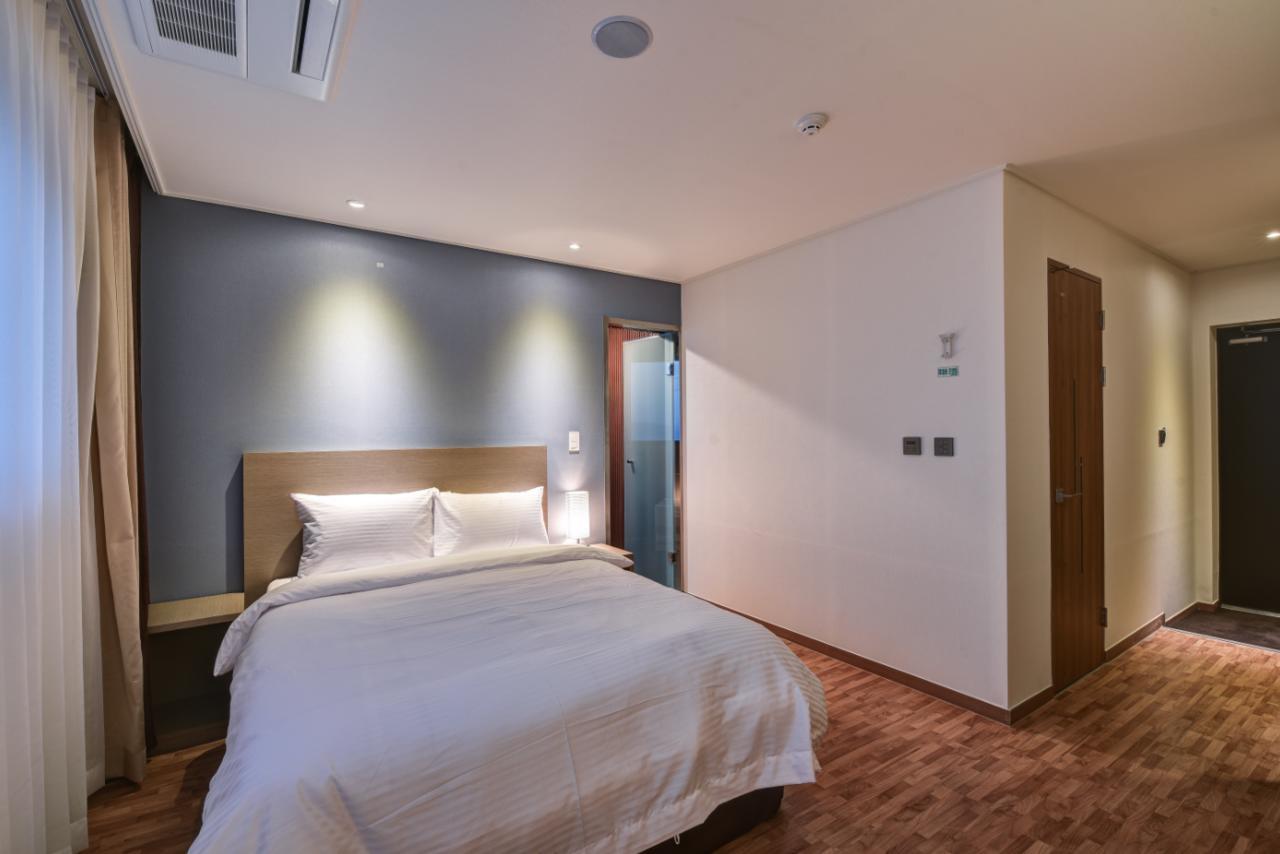 Sea Moon Tourist Hotel Incshon Kültér fotó