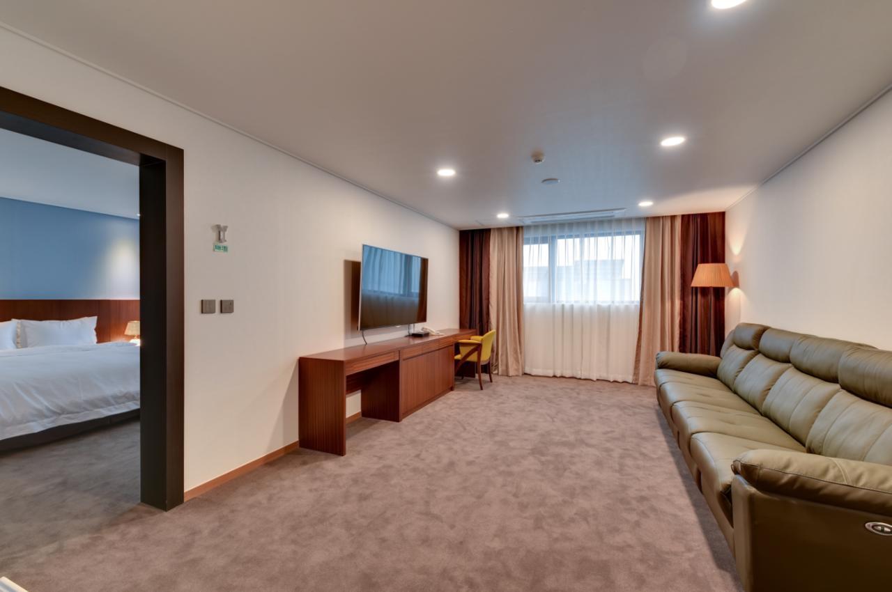 Sea Moon Tourist Hotel Incshon Kültér fotó