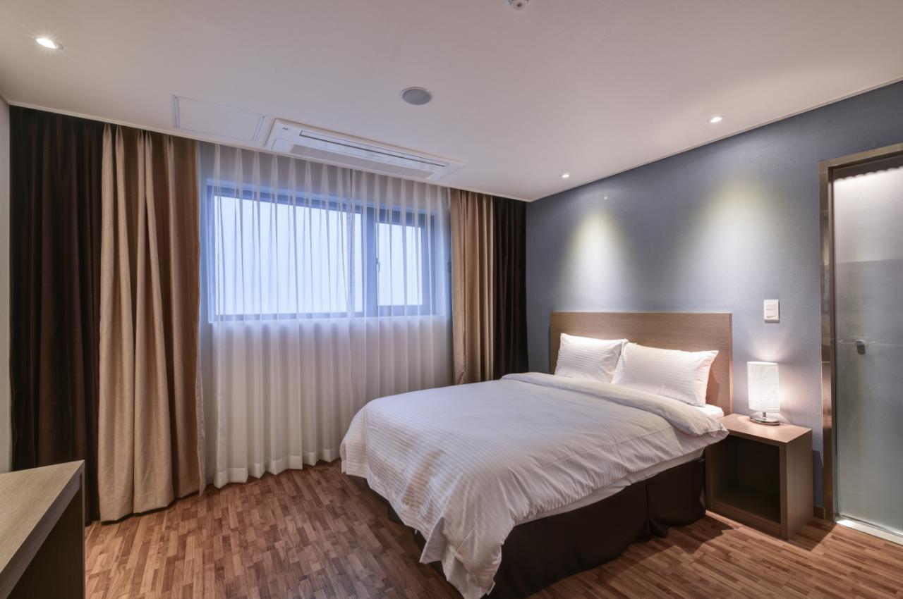 Sea Moon Tourist Hotel Incshon Kültér fotó