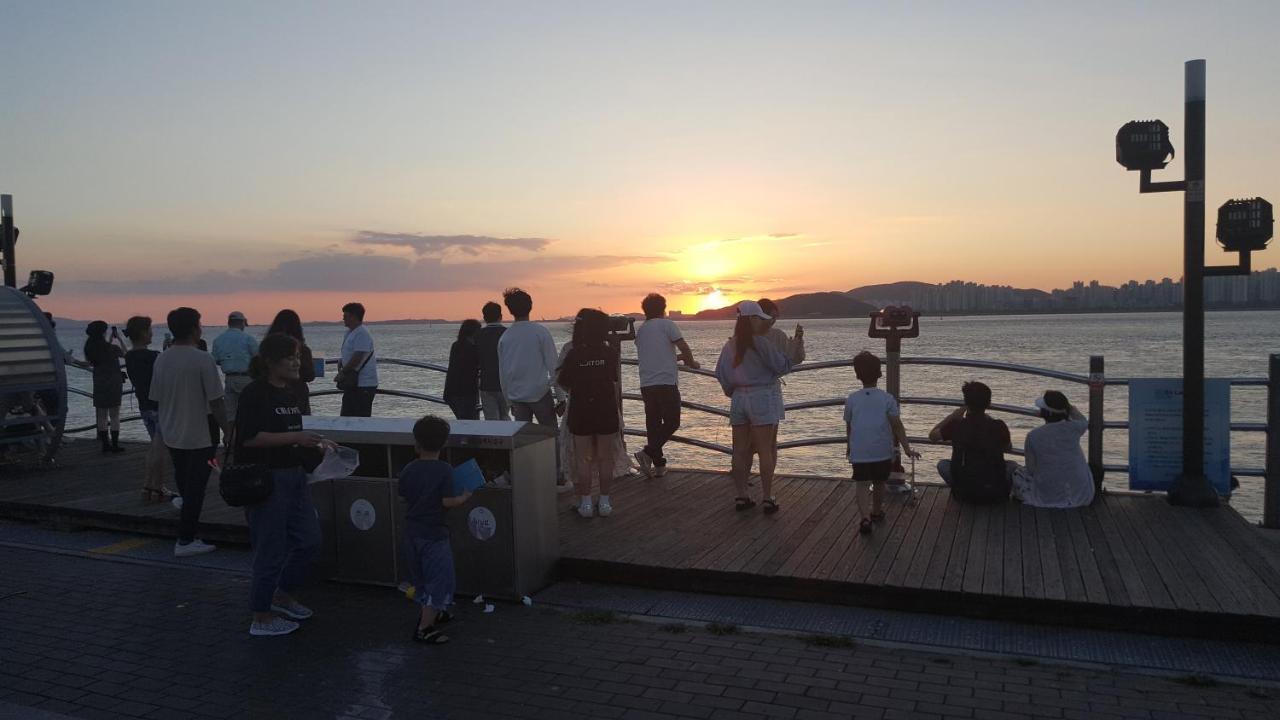 Sea Moon Tourist Hotel Incshon Kültér fotó