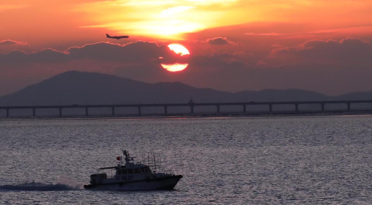 Sea Moon Tourist Hotel Incshon Kültér fotó